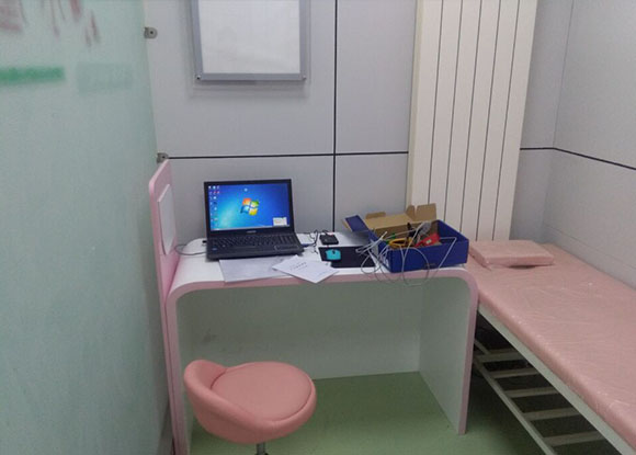 興平市人大代表調(diào)研健康小屋 興平市人大代表調(diào)研健康小屋