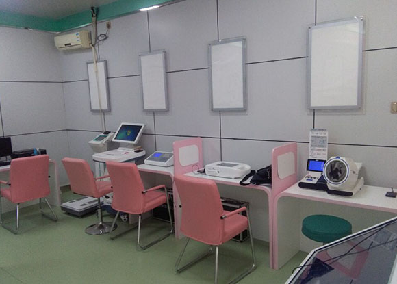 興平市人大代表調(diào)研健康小屋 興平市人大代表調(diào)研健康小屋